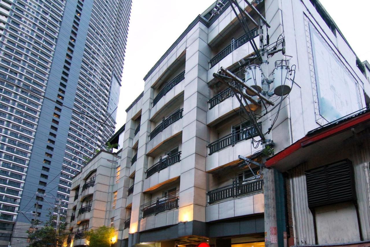 Oyo 103 Artina Suites Hotel Makati City Exterior foto