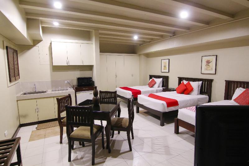 Oyo 103 Artina Suites Hotel Makati City Exterior foto